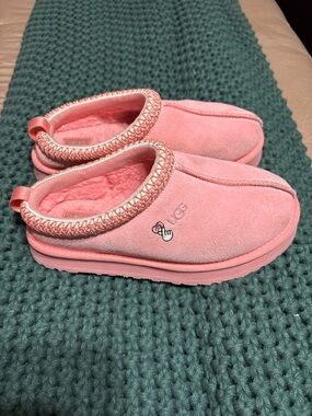 Ugg Tazz Love ‘25